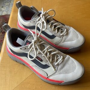 Vans Casual Sneakers.  UNISEX.